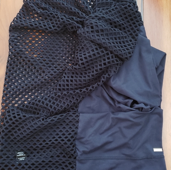 ALALA  Scarf, Black - Picture 2 of 6